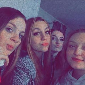 Meet your Posher, Amber